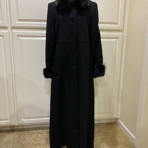 Womens Black Long Cashmere Blend Fur Trimmed Coat